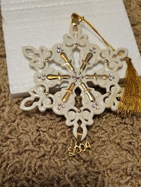 Lenox White & Gold Snowflake Ornament with 2004 Charm